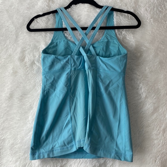 Lululemon Athletica Tank - Picture 2 of 3